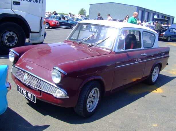 Anglia 4