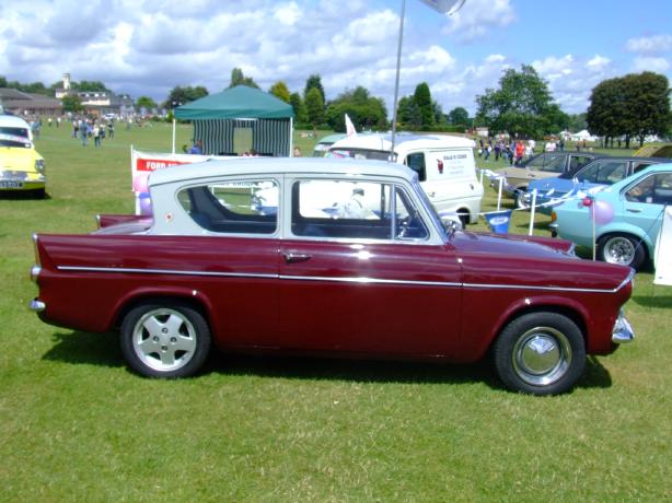 Ford Anglia Saloon