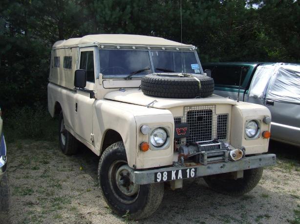 Dukes Land Rover - Haven TV Series