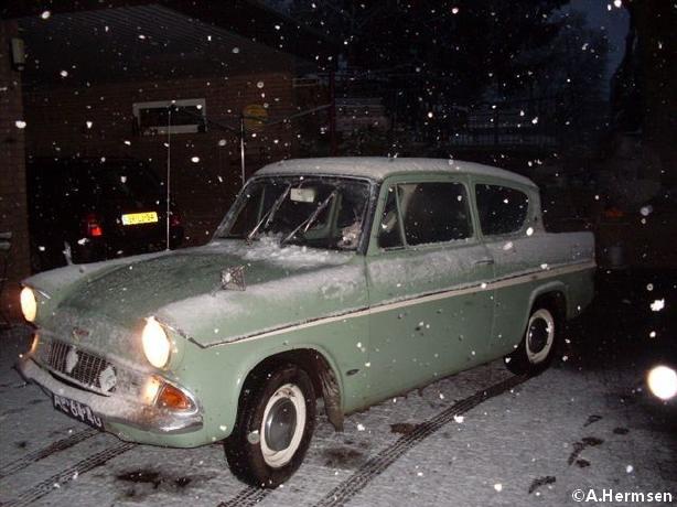 Ford Anglia 1