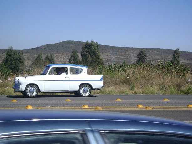 Ford Anglia 5