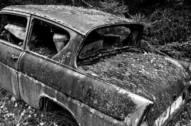 Ford Angli Wreck