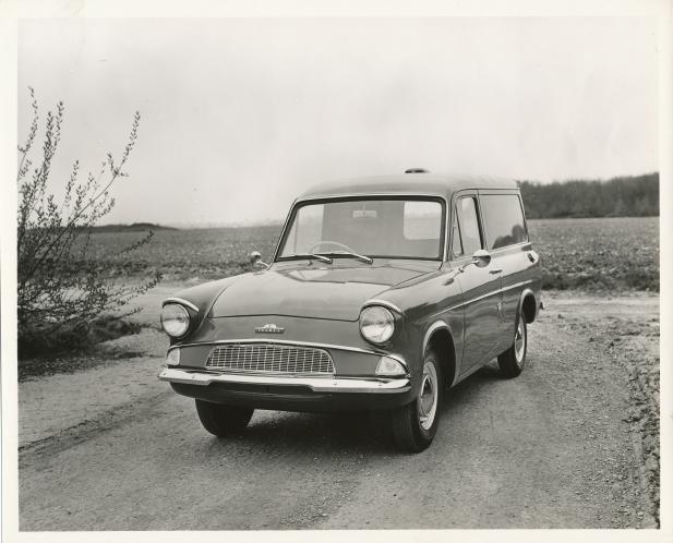 Ford Publicity Photo 9