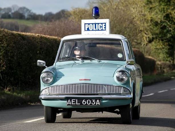 Police Anglia Replica