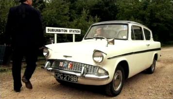 Ford Anglia 4