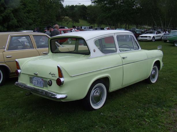 Ford Anglia