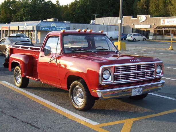Dodge Pick Up