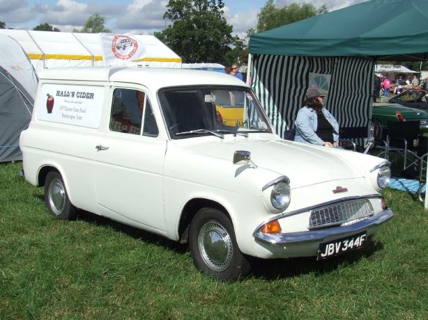 Ford Anglia Van
