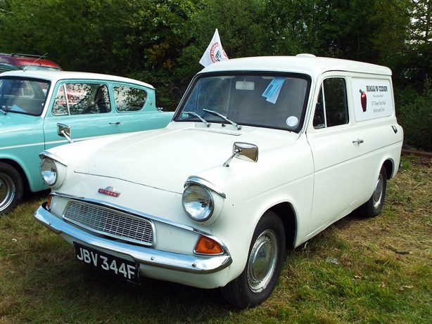 Ford Anglia Vant