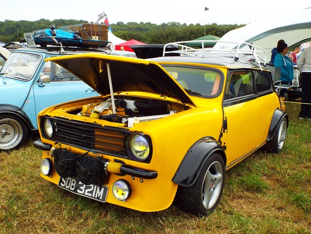 Mini
