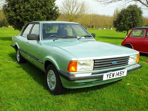 Ford Cortina