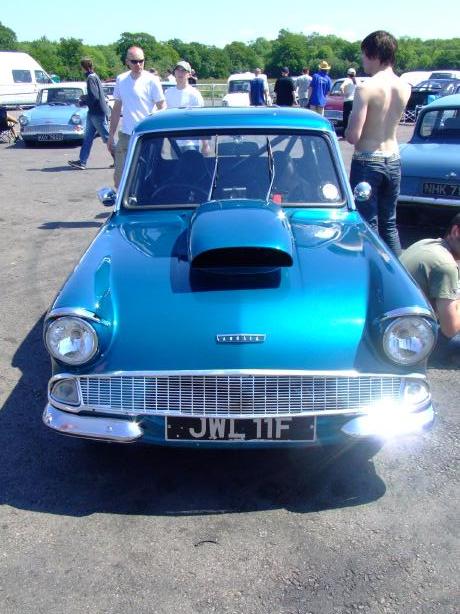 Ford Anglia 2