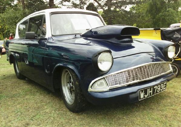 V8 Anglia 2