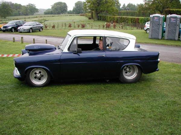 V8 Anglia 3