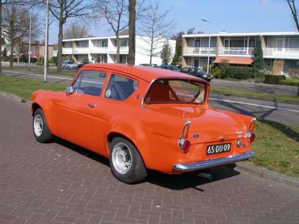 Anglia rear