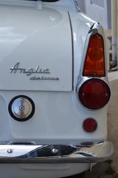 Ford Anglia 3