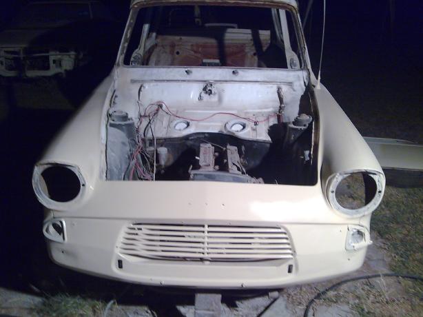 Ford Anglia 4