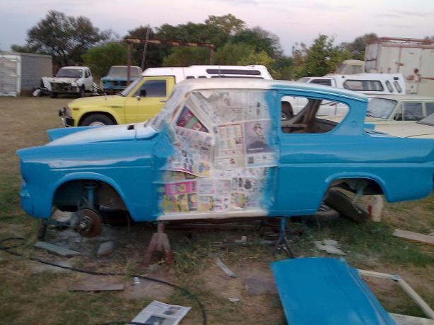 Ford Anglia 6