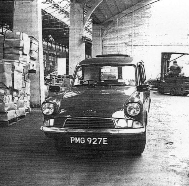 Ford Anglia - PO Telephones Van