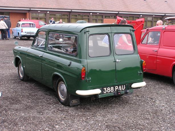 AGM Anglia Van 3