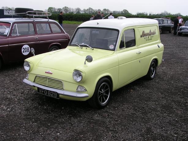 AGM Anglia Van 5