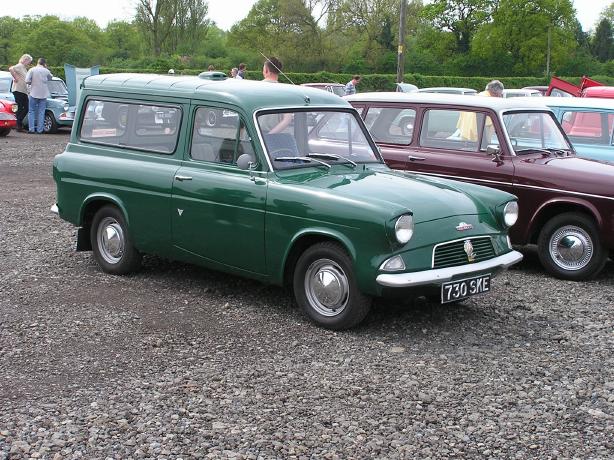 AGM Anglia Van 10