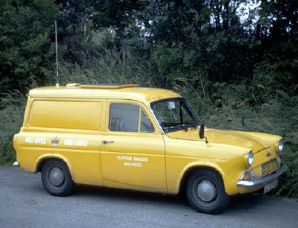 Post Office Van - Yellow